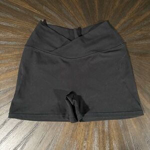 Alphalete Black Crossover Waist Skort Shorts